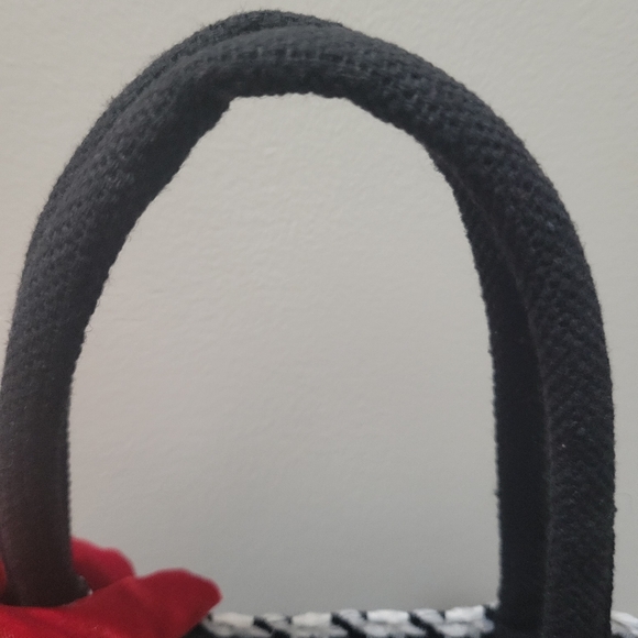 Houndstooth boutique fabric medium size tote. - Picture 7 of 7